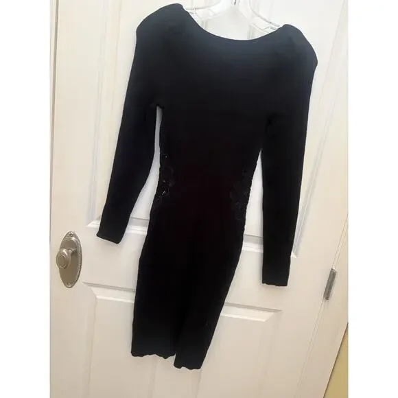 EXPRESS BLACK PUFF SHOULDER LACE PIECED BODY CONTOUR SWEATER DRESS Small - Picture 6 of 8